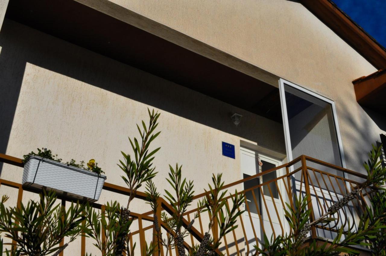 Apartman Anita Buzet Kültér fotó